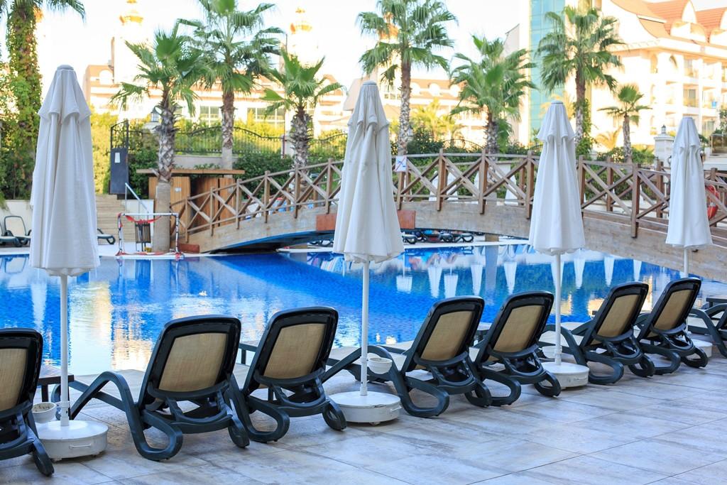 Side Crown Palace Ultra All Inclusive Eksteriør billede