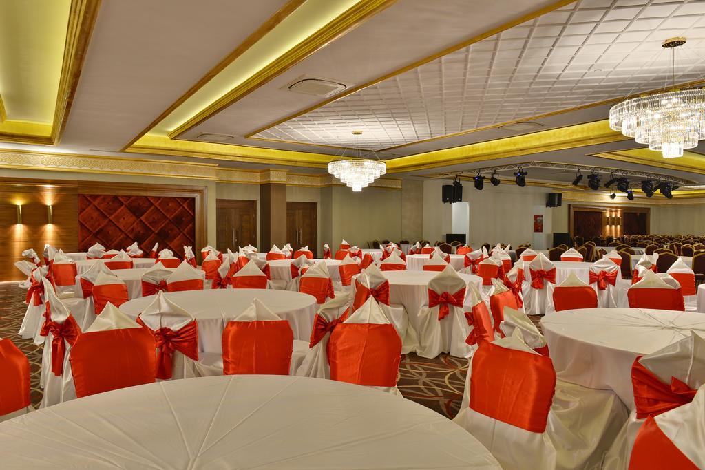 Side Crown Palace Ultra All Inclusive Eksteriør billede